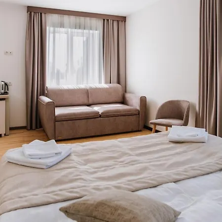 Hotel оранта *