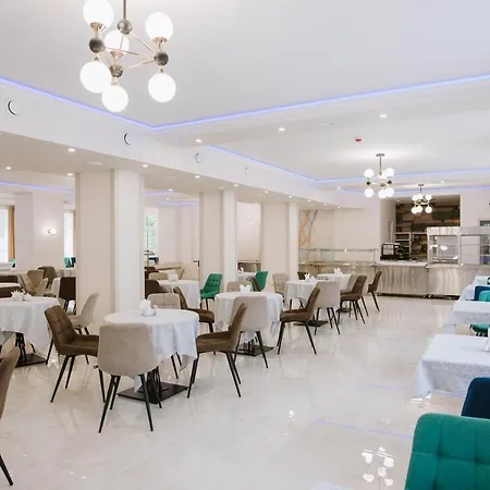 Hotel оранта *