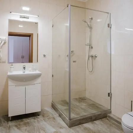оранта Hotel *