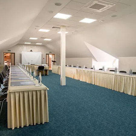 оранта Hotel *