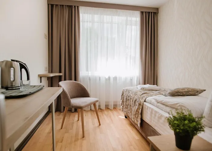 оранта Hotel *